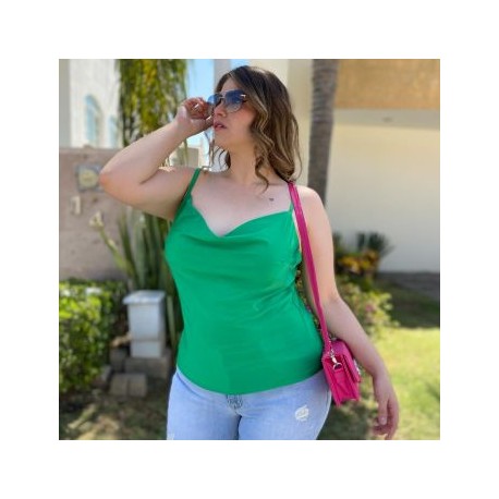 Top de tirantes en talla extra, modelo 0424 (Verde)