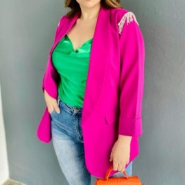 Blazer con pedrería (cristales) en hombros Tallas Extras 2846 (magenta)