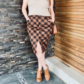 Falda Midi con Abertura, Modelo 5079