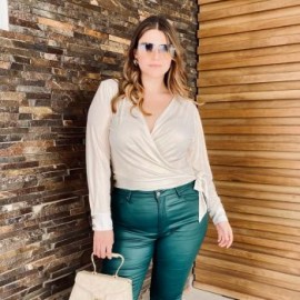 Blusa elegante Tallas Extras, 7025 (Hueso)