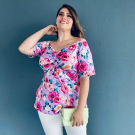 Blusa de talla extra escote ajustable, 1711 (Lila floreado)