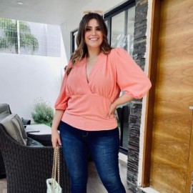Blusa de escote cruzado talla extra, modelo 0115 (Salmón)