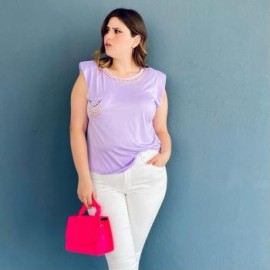 Blusa talla extra con hombreras, modelo 3799 (Lila)