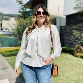 Blusa Satinada Con Moño, Modelo 5030