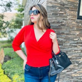 Blusa con escote y pretina BL-ST- 046