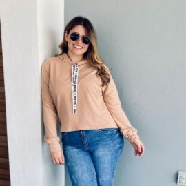 Sudadera asimetrica en talla extra, modelo 8027 (camel)