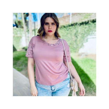 Blusa con pedrería, modelo 3022-L