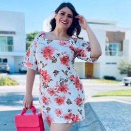 Vestido recto talla extra, modelo 0900 (Flor rosa)