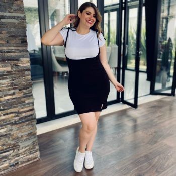 Moda femenina y tallas extras con estilo